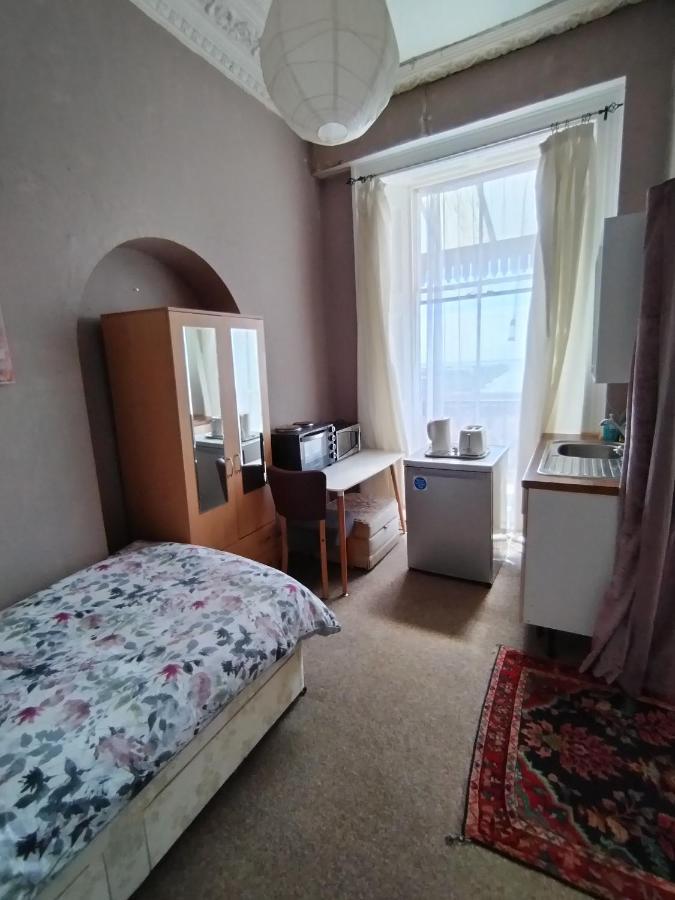 Sea View Studio Flat With Balcony, Parking Appartement Dover Buitenkant foto