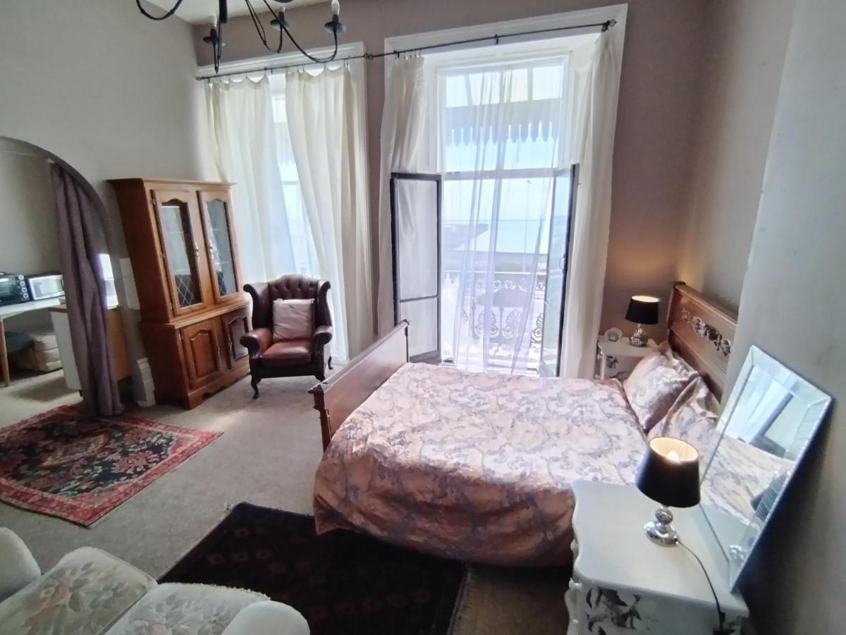 Sea View Studio Flat With Balcony, Parking Appartement Dover Buitenkant foto