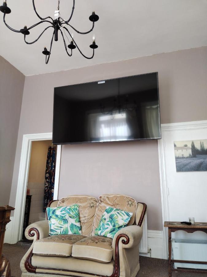 Sea View Studio Flat With Balcony, Parking Appartement Dover Buitenkant foto